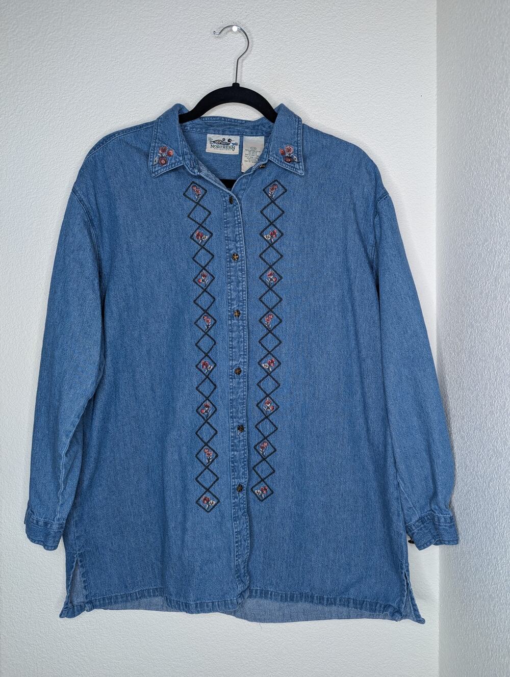 VTG Northern Reflections Women's Denim Shirt L Embroidered Academia Floral Boho